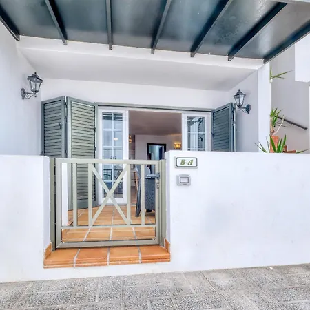 Apartman El Charcon A - 10m To The By Lanzarote Arrieta